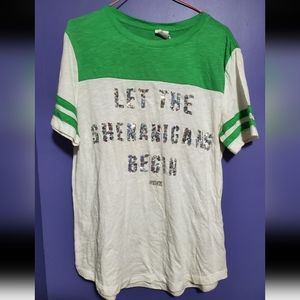 Womens Medium PINK Saint Pattys Day shirt